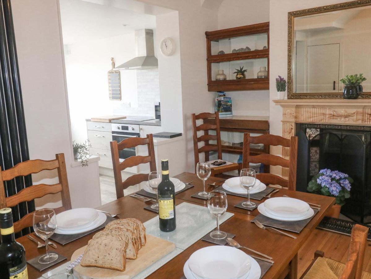 Driftwood Villa Exmouth Bagian luar foto