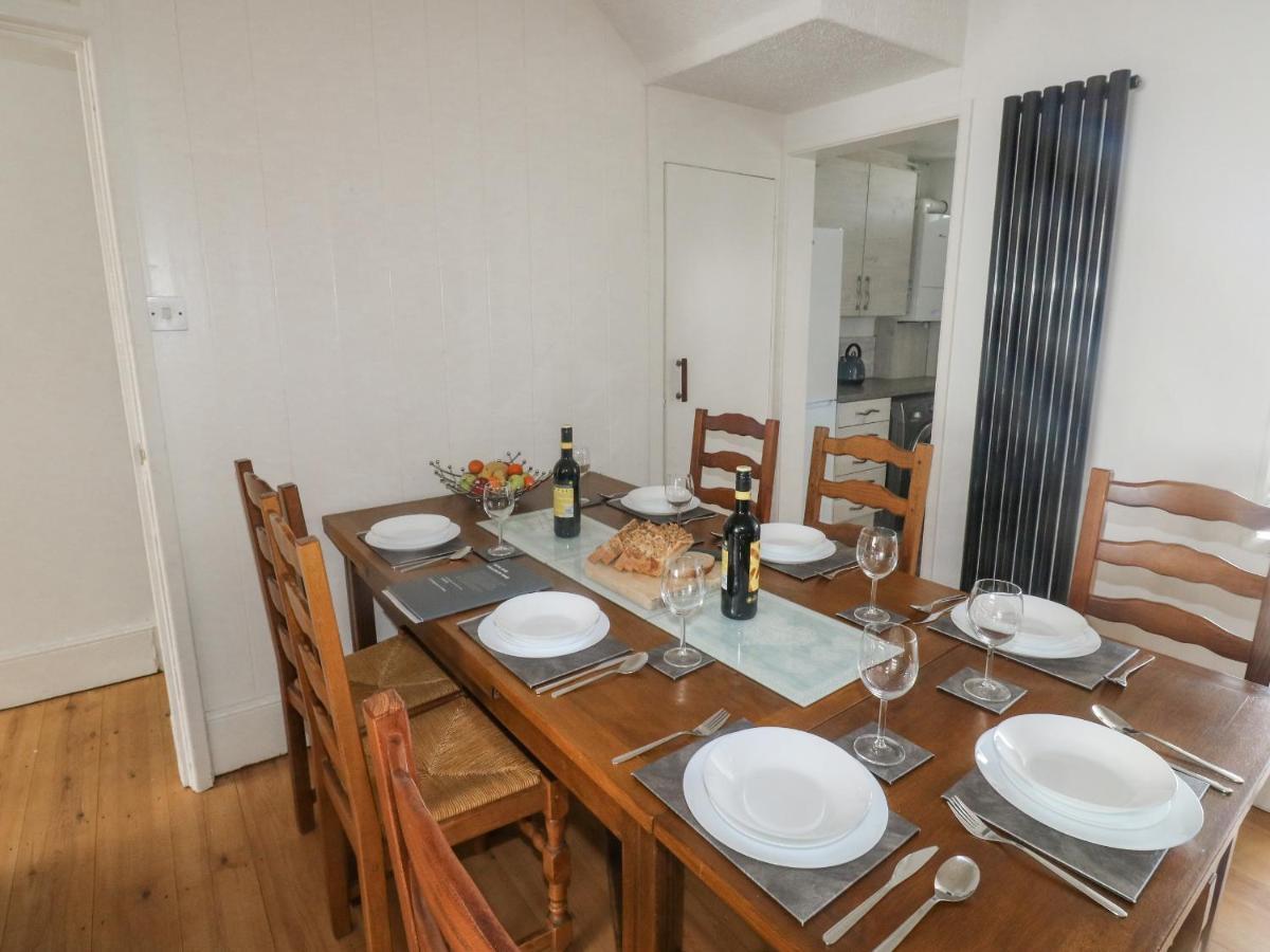 Driftwood Villa Exmouth Bagian luar foto