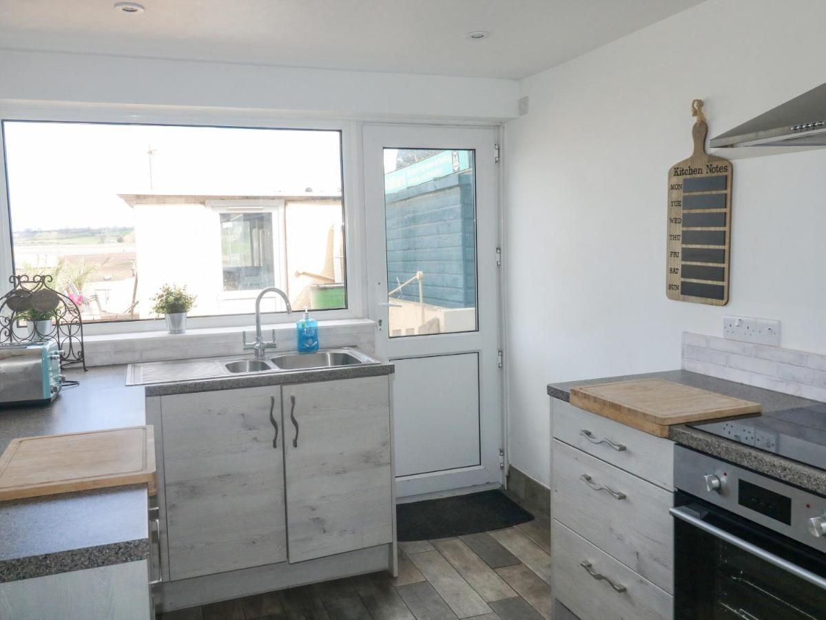 Driftwood Villa Exmouth Bagian luar foto