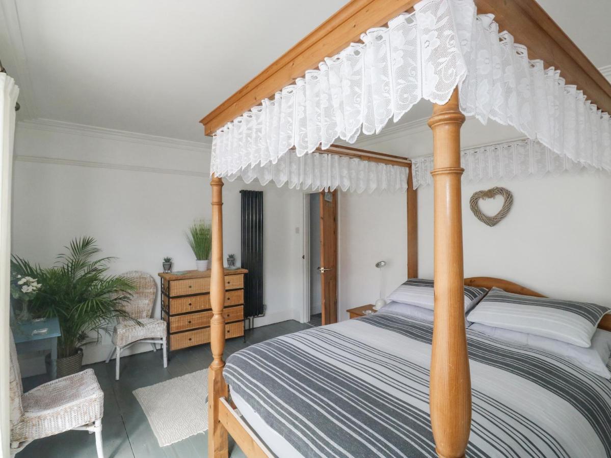 Driftwood Villa Exmouth Bagian luar foto