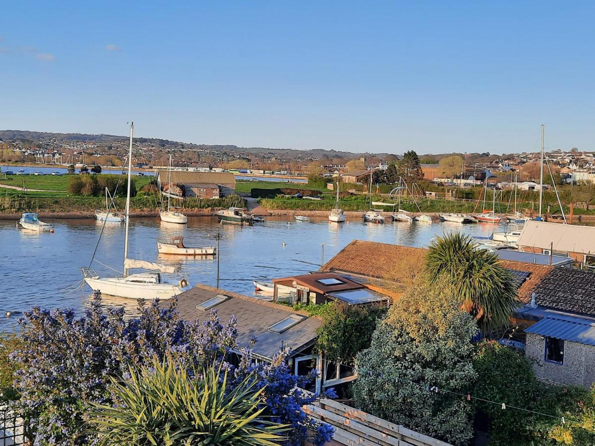Driftwood Villa Exmouth Bagian luar foto