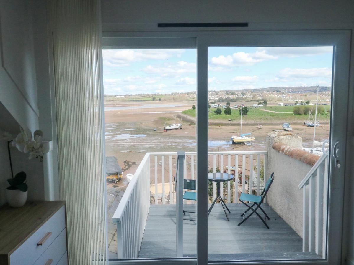 Driftwood Villa Exmouth Bagian luar foto